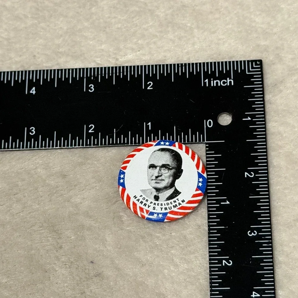 Harry S Truman For President Political Campaign Vintage Pinback Button B42